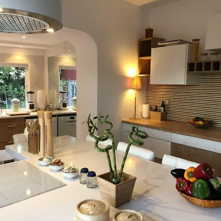 Oasis By The Getaway Collection Villa Almancil